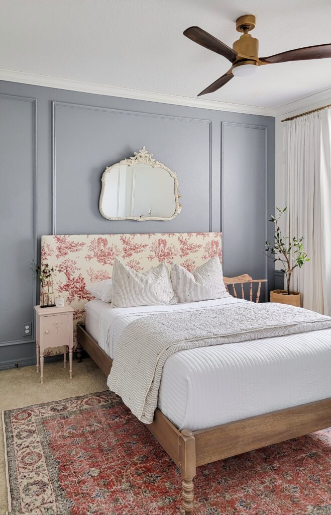 Van @percivalinbloom guest bedroom with single box moulding