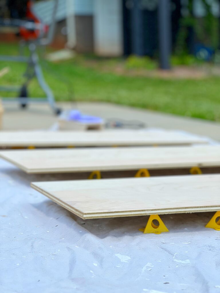 making floating shelves with plywood