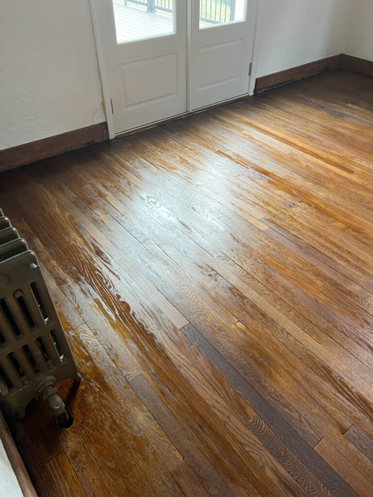 how to stain wood floors