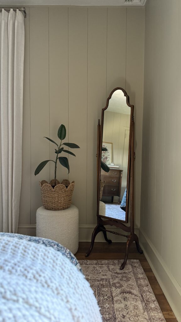 vertical shiplap wall