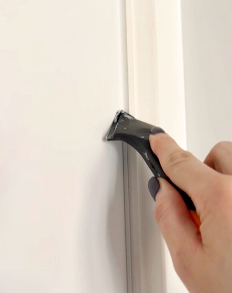 caulk finishing tool